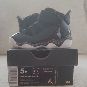 Jordan 6 Rings Kids Sneakers - Black with Gold Speckles